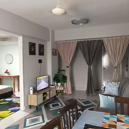 M.Fr Homestay Pangsapuri Putra Damai Putrajaya Eksteriør billede